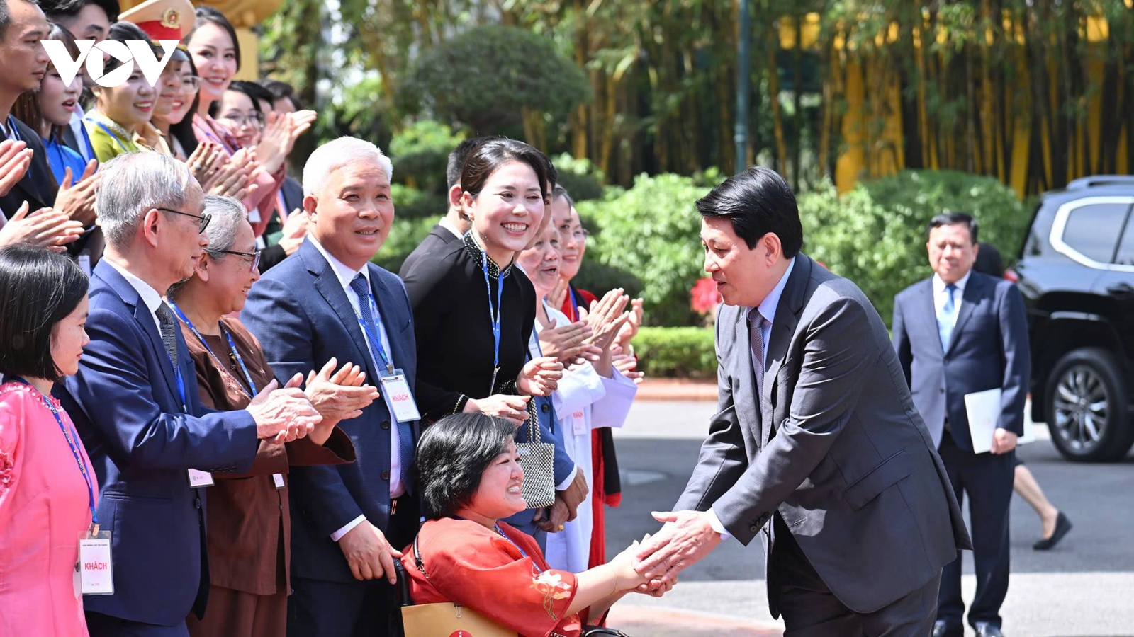 Chủ tịch nước gặp mặt 100 điển hình tiêu biểu trong chương trình “Việc tử tế”